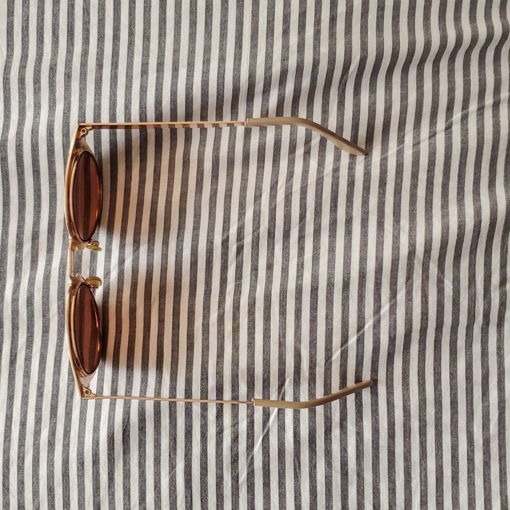 Sunglasses - Picture 2 of 2